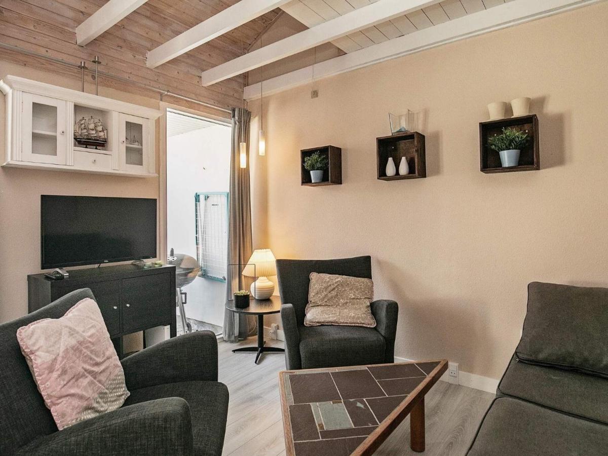 4 Person Holiday Home In R Sk Bing Ærøskøbing Exteriör bild